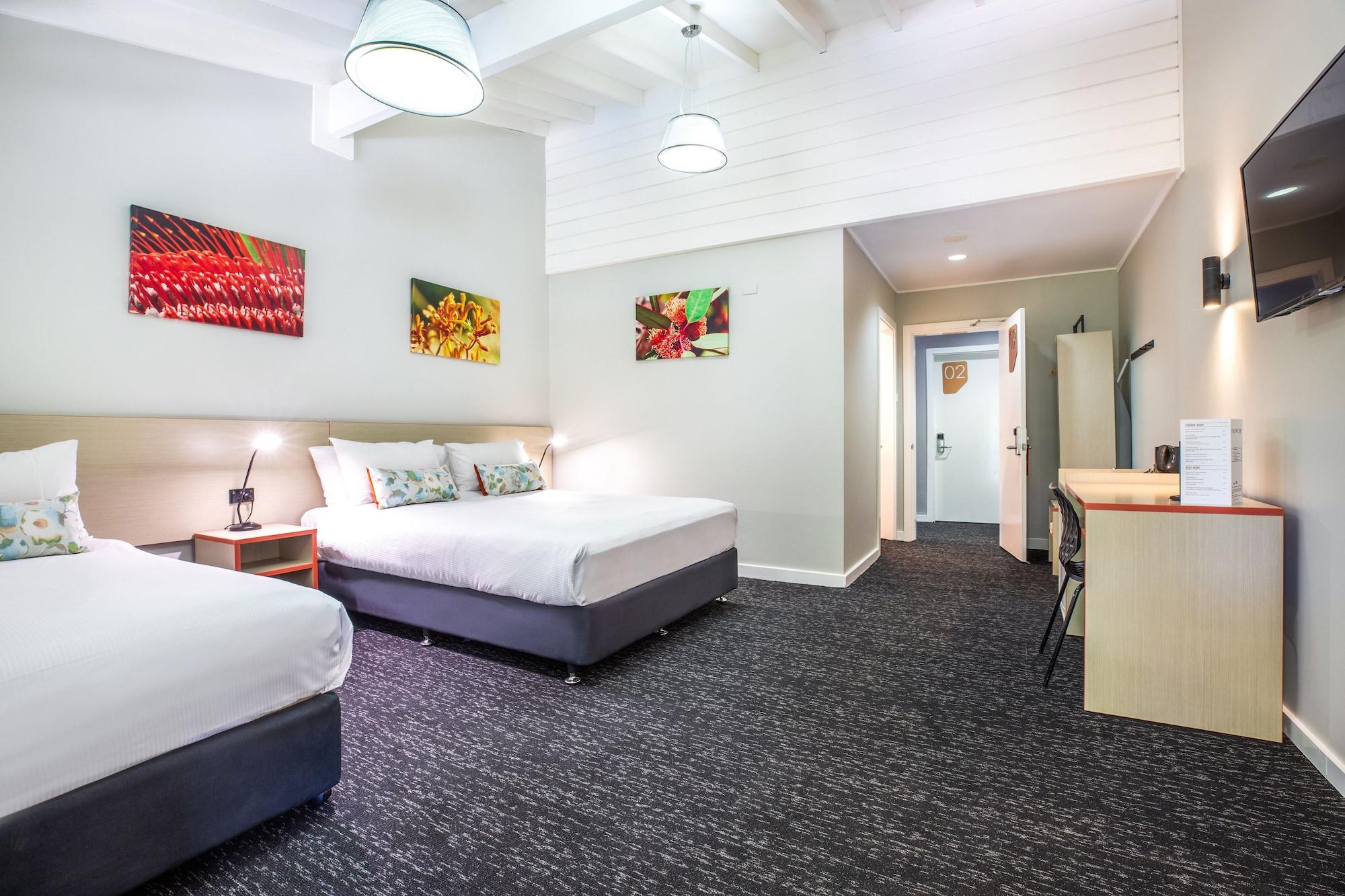 Nightcap At The Ranch Hotel Macquarie Park Exterior foto