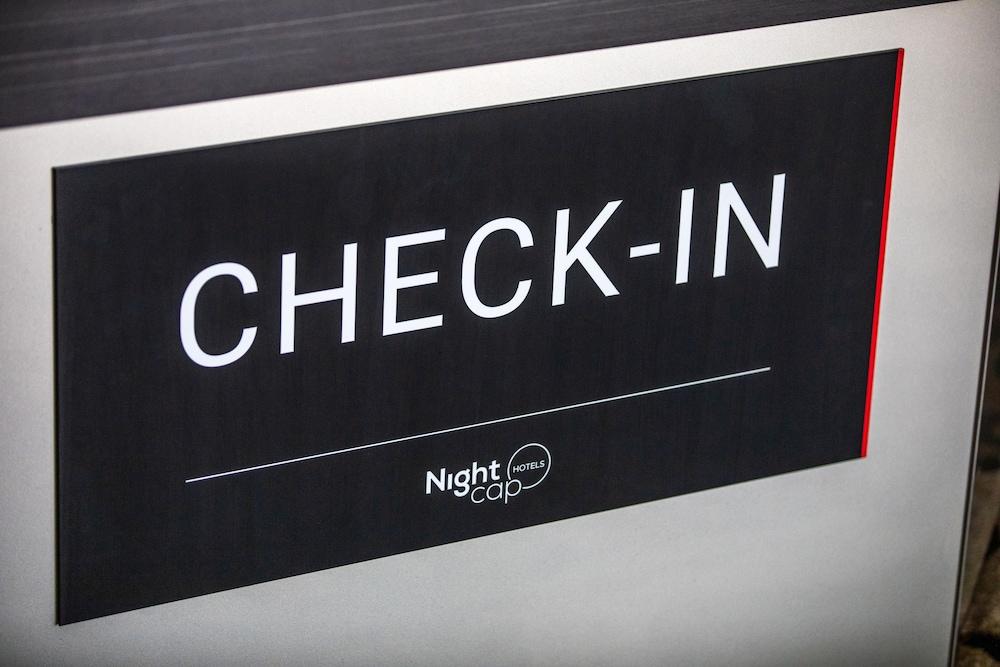 Nightcap At The Ranch Hotel Macquarie Park Exterior foto