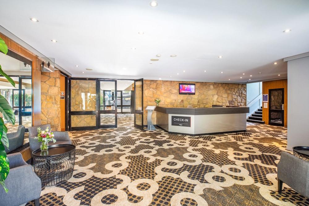 Nightcap At The Ranch Hotel Macquarie Park Exterior foto