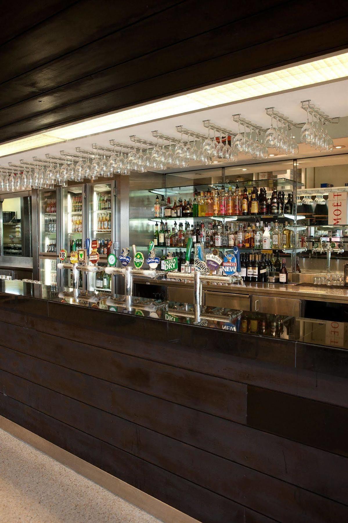 Nightcap At The Ranch Hotel Macquarie Park Exterior foto